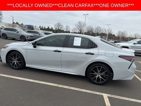 Used 2024 Toyota Camry SE image 24