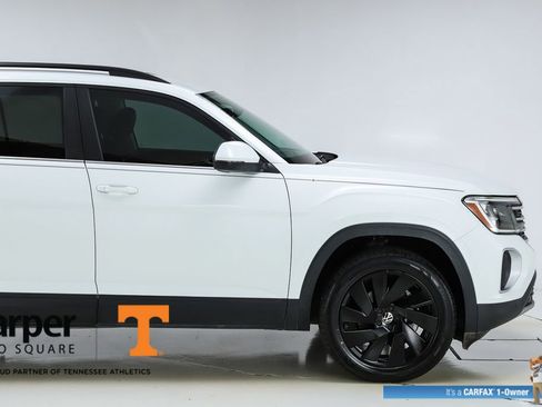 Used 2024 Volkswagen Atlas SE image 51