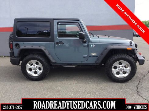 Used 2015 Jeep Wrangler Sahara w/ Connectivity Group AWD/4WD image 1