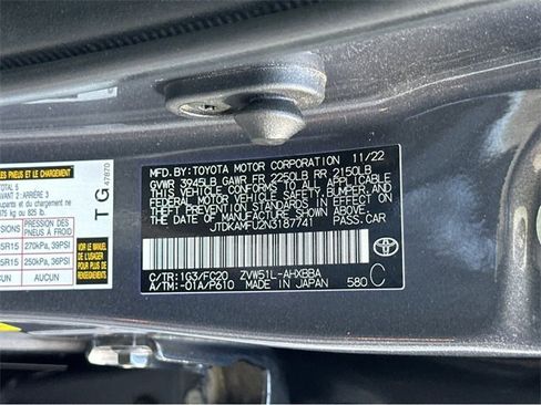 Used 2022 Toyota Prius L Eco image 44