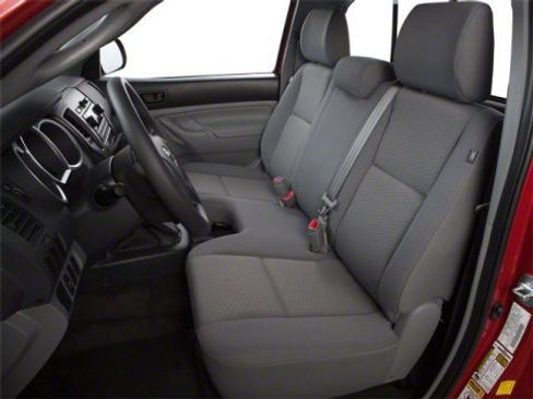 Used 2013 Toyota Tacoma 4x4 Regular Cab image 8