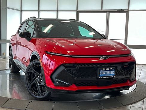 Certified 2024 Chevrolet Equinox EV RS image 2