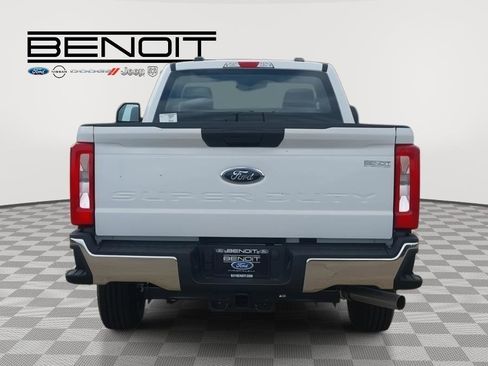 New 2026 Ford F250 XL w/ XL Chrome Package image 6