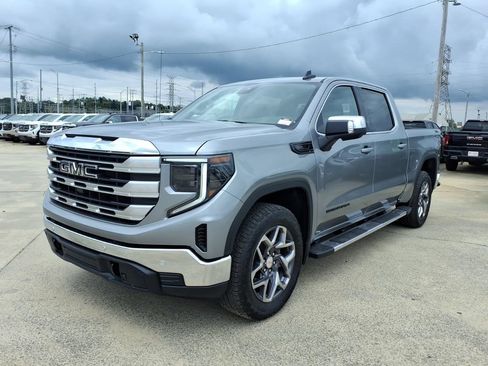 New 2026 GMC Sierra 1500 SLE AWD/4WD image 3