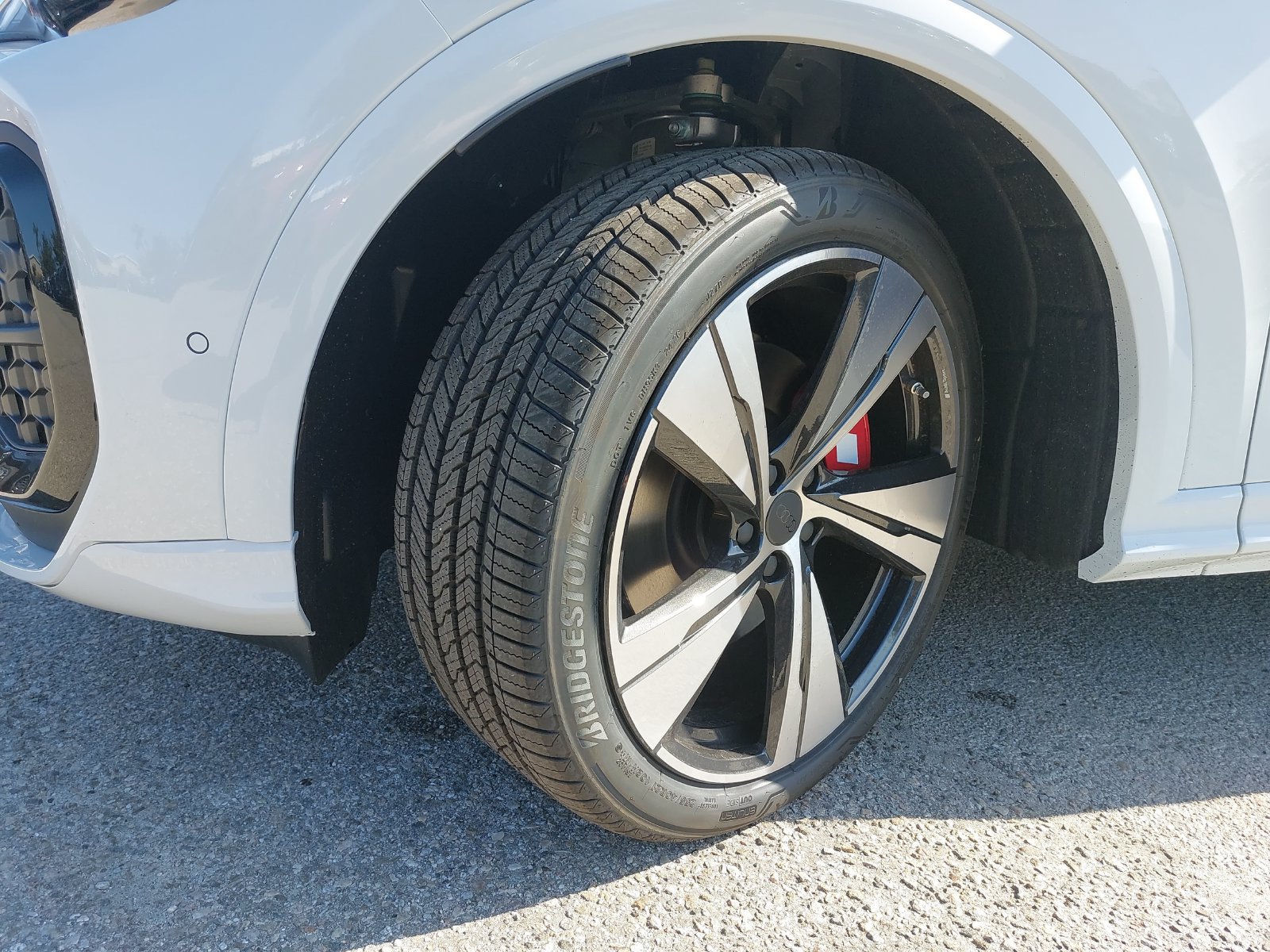 New 2026 Audi SQ5 Premium Plus AWD/4WD image 36