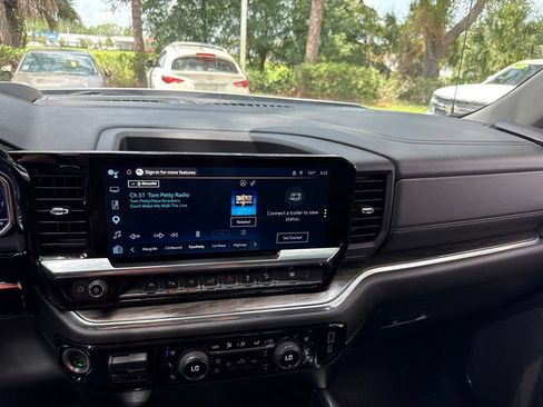 Used 2024 Chevrolet Silverado 1500 LTZ AWD/4WD image 83