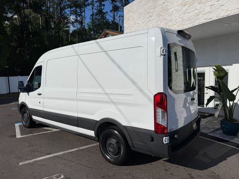 Used 2018 Ford Transit 150 148 Medium Roof RWD image 10
