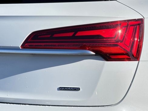 Used 2025 Audi Q5 2.0T Premium image 22