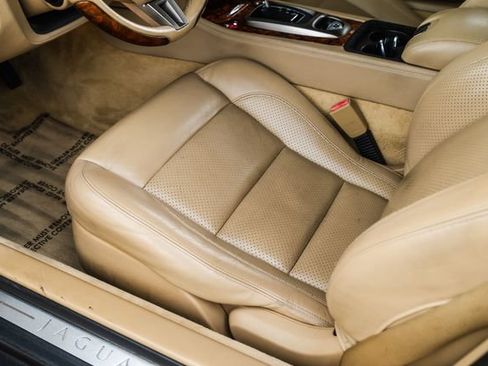 Used 2007 Jaguar XK Convertible RWD image 55