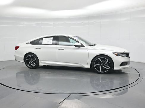 Used 2020 Honda Accord Sport image 25