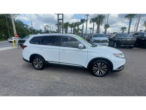 Used 2019 Mitsubishi Outlander SE FWD image 9