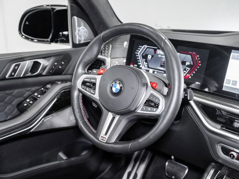 Used 2024 BMW X5 M Competition w/ Executive Package image 31