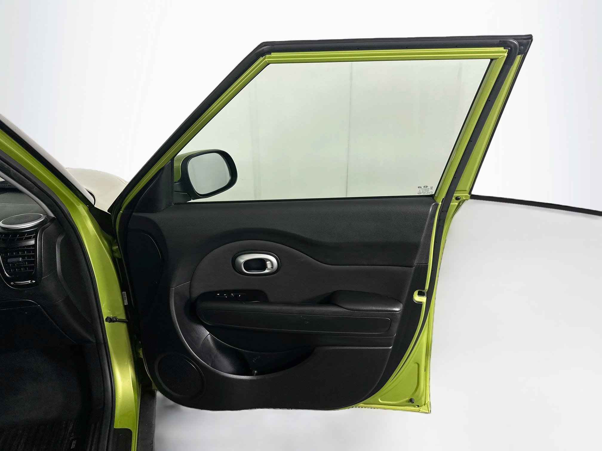 Used 2016 Kia Soul FWD image 28