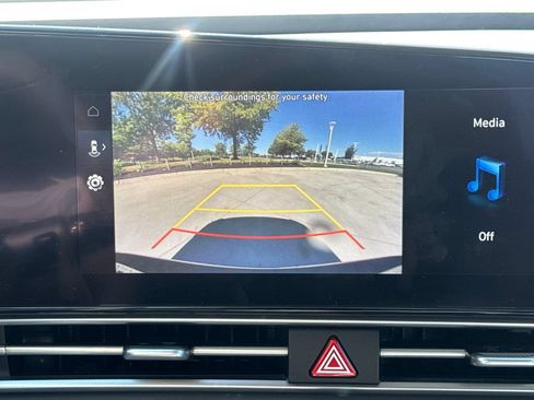 Used 2023 Hyundai Elantra SEL w/ Convenience Package FWD image 27