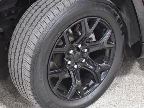 Used 2024 Jeep Wagoneer Series II image 11