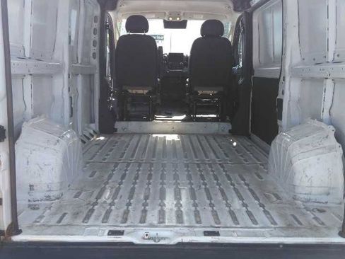 Used 2025 RAM ProMaster 2500 w/ Convenience Group FWD image 12