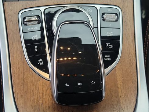 Used 2024 Mercedes-Benz G 63 AMG AMG G 63 image 24