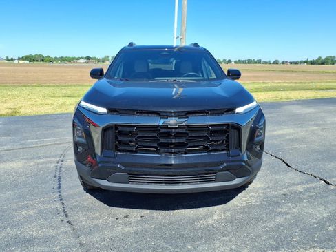 New 2026 Chevrolet Equinox ACTIV w/ Convenience Package III FWD image 8