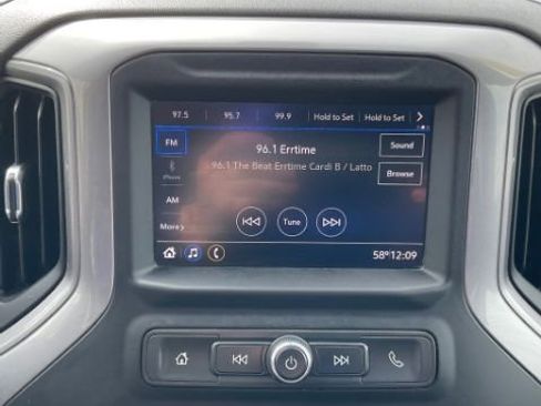 Used 2022 Chevrolet Silverado 2500 W/T w/ WT Safety Package image 21