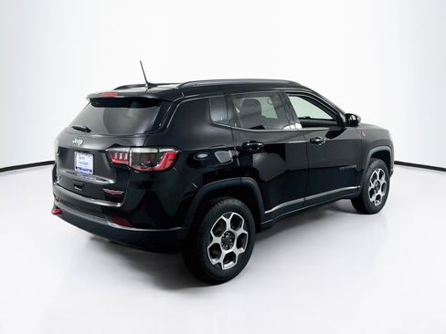 Used 2022 Jeep Compass Trailhawk AWD/4WD image 5