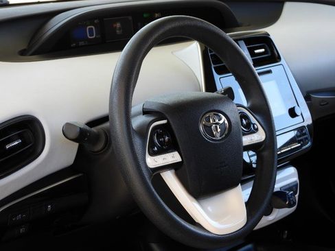 Used 2017 Toyota Prius Two image 42