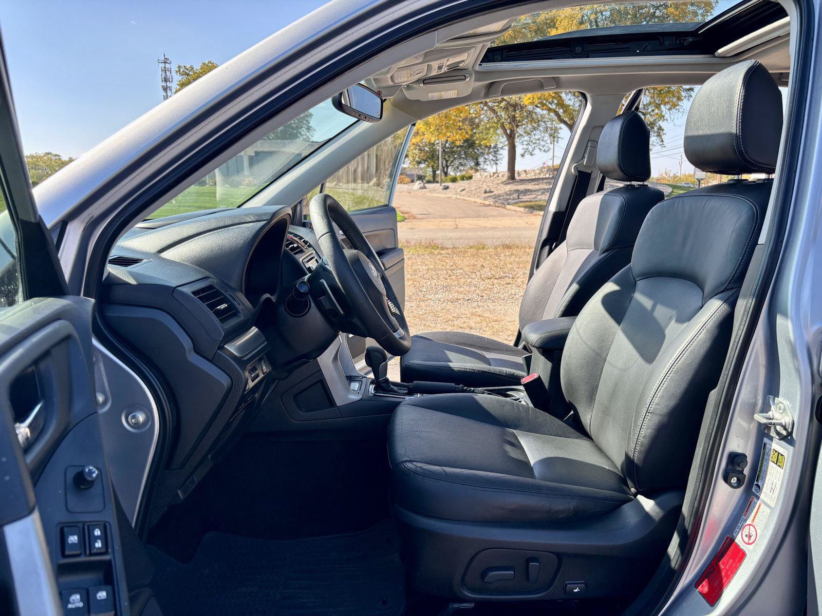 Used 2015 Subaru Forester 2.0XT Touring w/ Eyesight & Navigation System AWD/4WD image 2