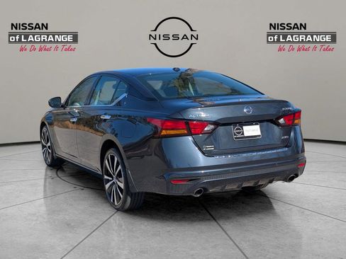 Used 2021 Nissan Altima 2.5 Platinum image 7