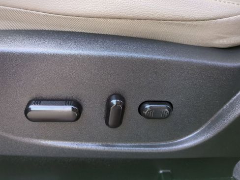 Used 2019 Ford Escape Titanium w/ U9j03 - Titanium Tow Package image 20