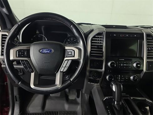 Used 2018 Ford F150 Platinum w/ Equipment Group 701A Luxury image 14