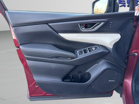 Used 2021 Subaru Ascent Limited w/ Technology Package image 16