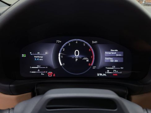 Used 2026 Lexus LX 600 4WD w/ Luxury Package image 13