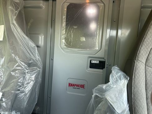 New 2025 Chevrolet Express 3500 w/ Power Convenience Package image 33