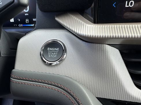 New 2026 Ford Explorer Active w/ Active Comfort Package RWD image 29