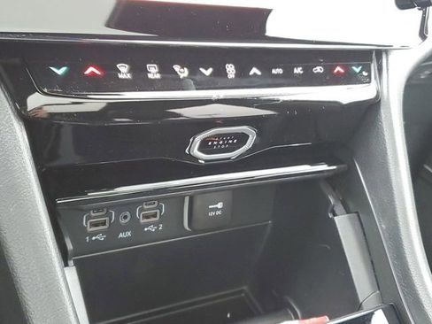 New 2026 Jeep Grand Cherokee Limited w/ Limited Altitude Package image 12