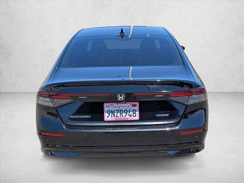 Used 2024 Honda Accord EX-L image 7