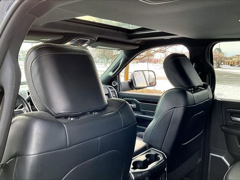 Used 2020 RAM 3500 Laramie image 12