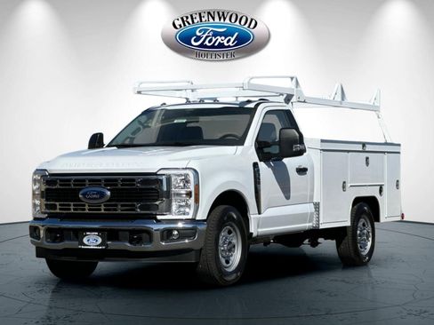 New 2025 Ford F350 XL w/ XL Chrome Package RWD image 8