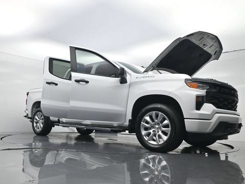 Used 2024 Chevrolet Silverado 1500 Custom RWD image 29