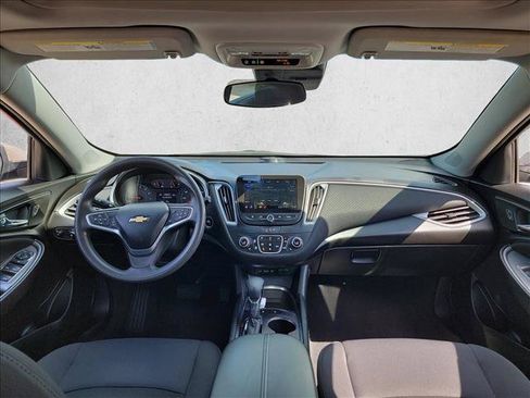 Used 2023 Chevrolet Malibu LT w/ Driver Confidence Package FWD image 18