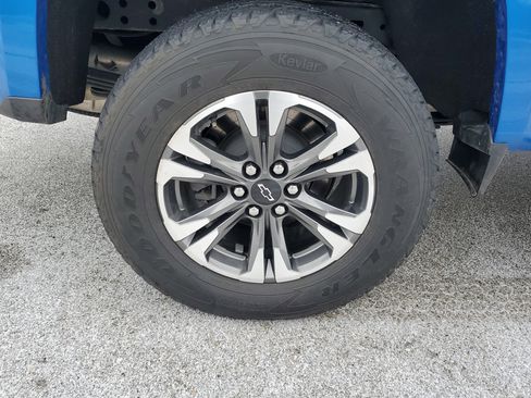 Used 2021 Chevrolet Colorado Z71 w/ Safety Package image 5