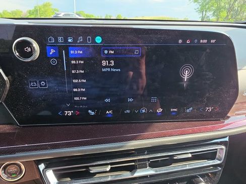 Used 2025 Chevrolet Traverse Z71 w/ Driver Confidence Package AWD/4WD image 8