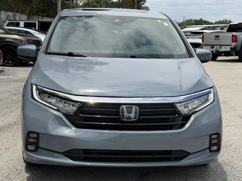 Used 2023 Honda Odyssey Touring image 2