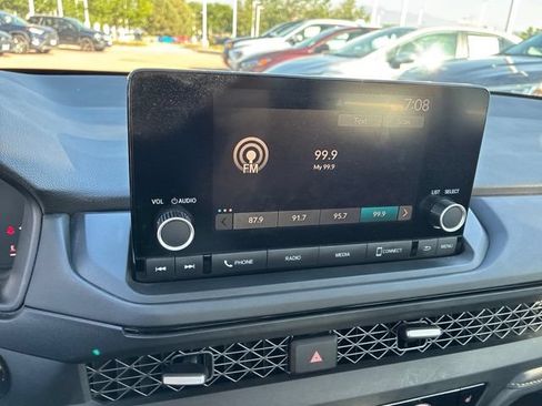 Used 2024 Honda Accord EX image 9