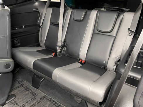 Used 2024 Subaru Ascent Onyx Edition image 15