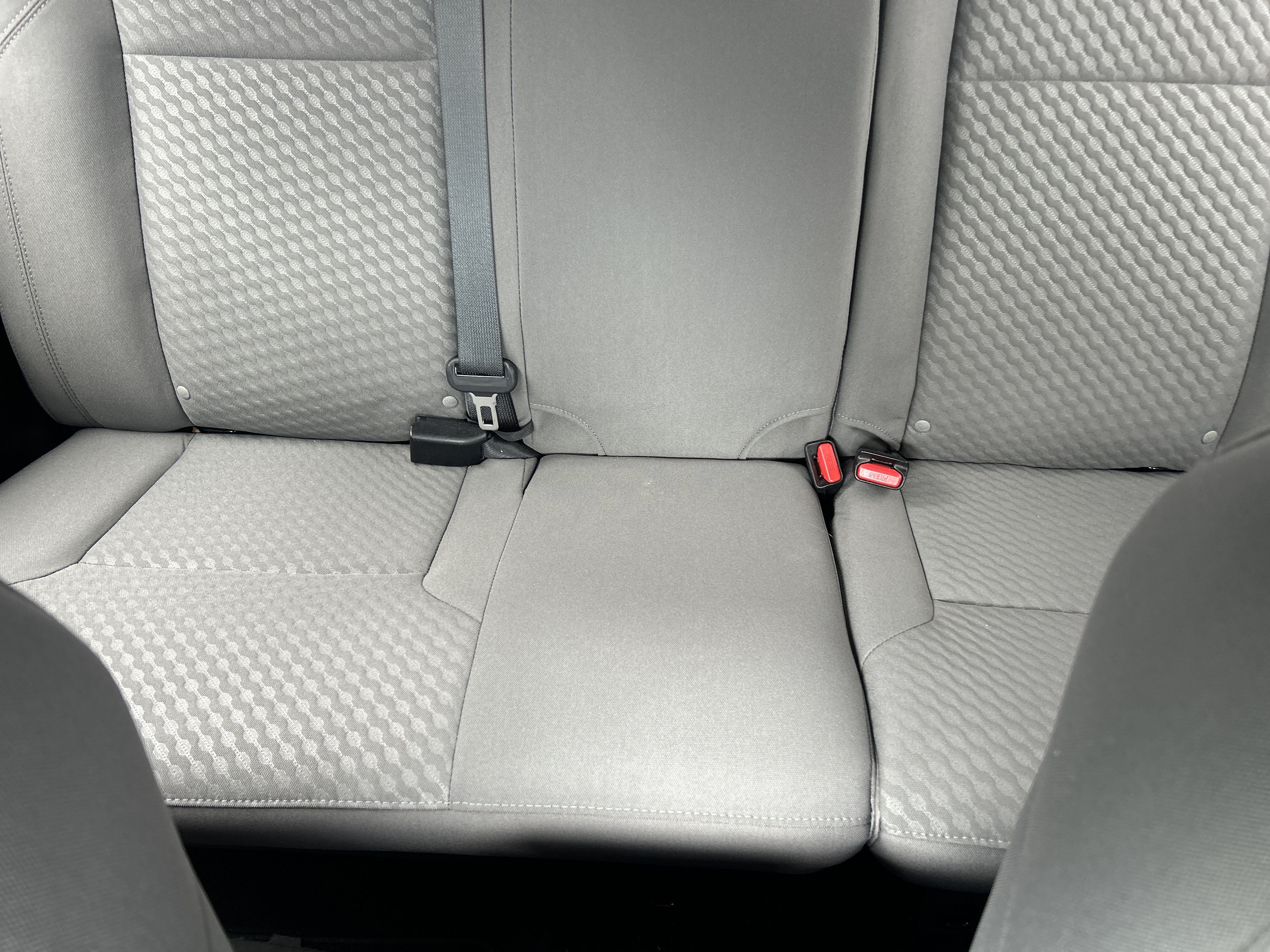 Used 2022 Toyota Tacoma SR w/ SR Convenience Package RWD image 19