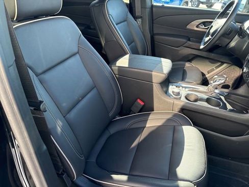 Certified 2023 Chevrolet Traverse Premier image 24