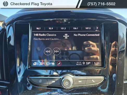 Used 2023 Chevrolet Traverse LS w/ Safety Package image 15