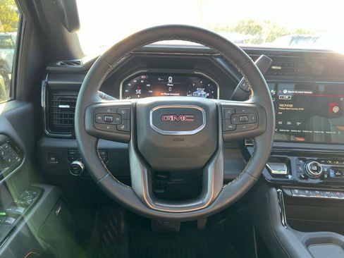 Used 2025 GMC Sierra 3500 AT4 w/ AT4 Premium Plus Package image 39