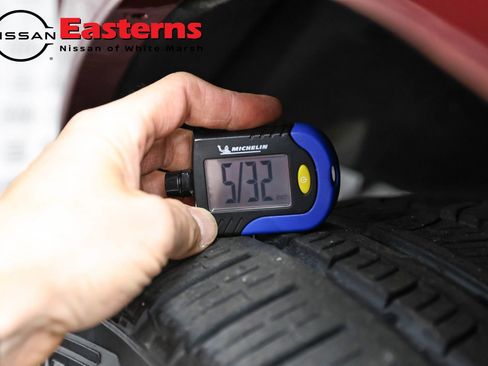 Used 2016 Lincoln Navigator Reserve AWD/4WD image 27