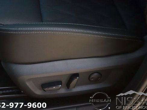 New 2026 Nissan Rogue Platinum AWD/4WD image 16